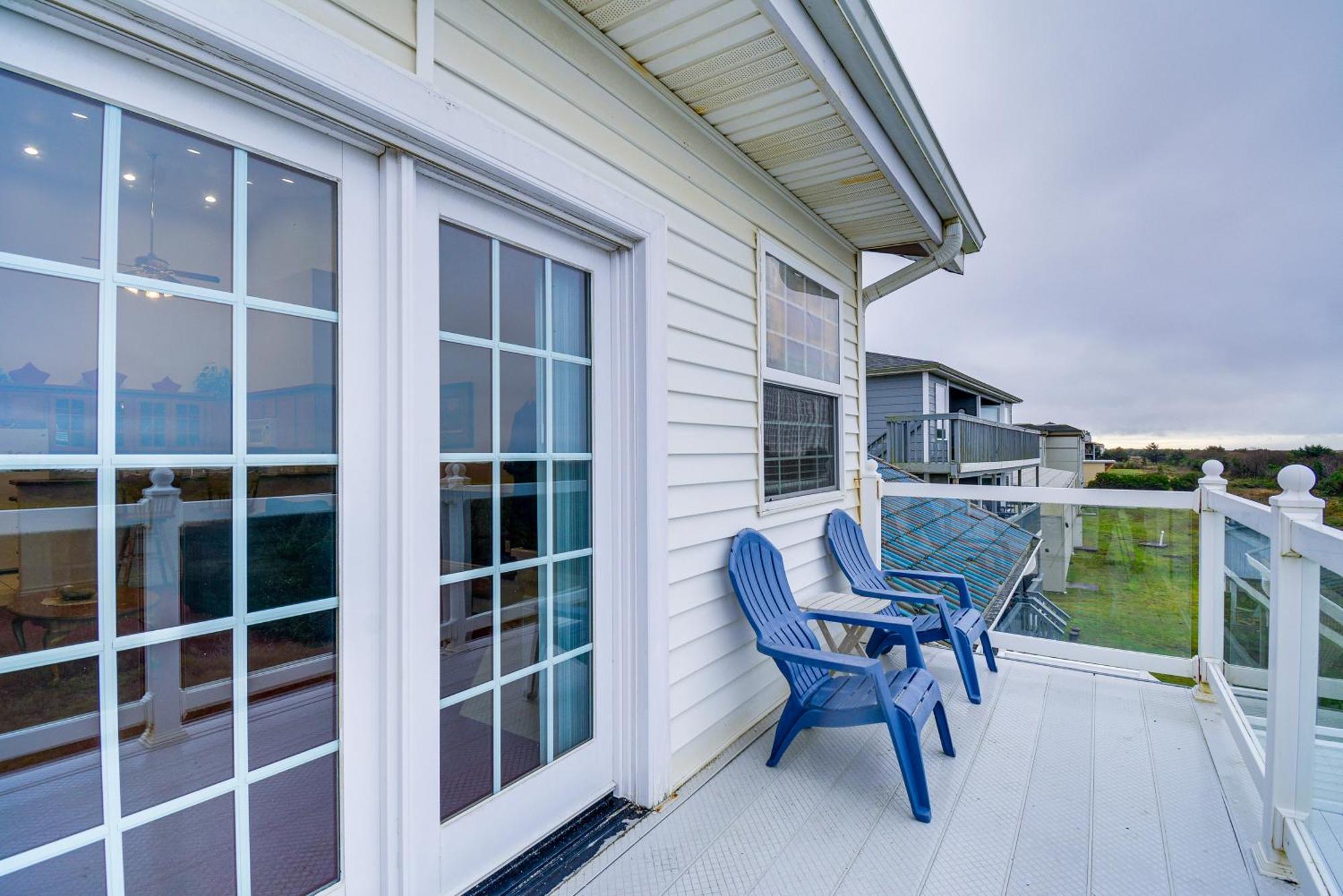 Ocean Shores Condo Rental With View - Walk To Beach! 외부 사진